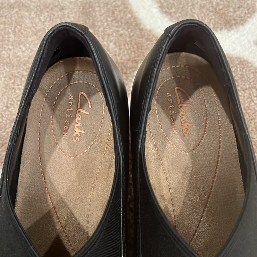 Clarks Black Leather Trouser Dress Shoes/ Women/ Size 7 - Picture 7 of 10